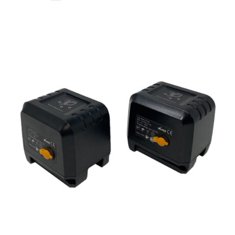 10W LED RECHARGEABLE POWER LIGHT BATTERIES (2X 7.4V BATTERIES)